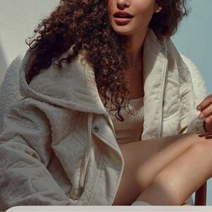 Silence + Noice Jacket Size M/L